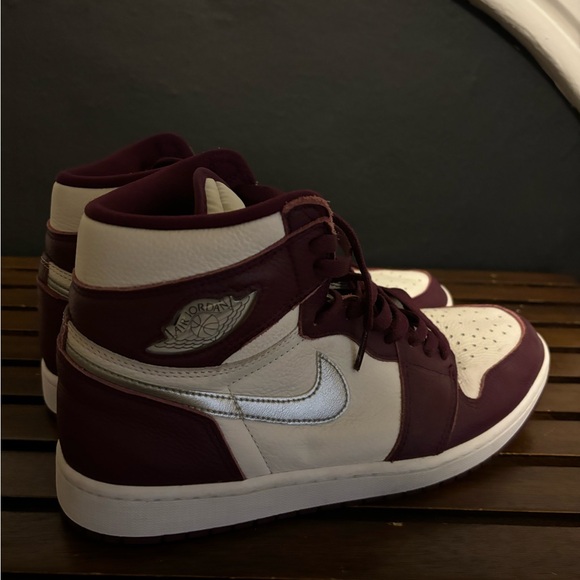 Nike Air Jordan 1 Retro High OG Bordeaux White - Picture 2 of 6